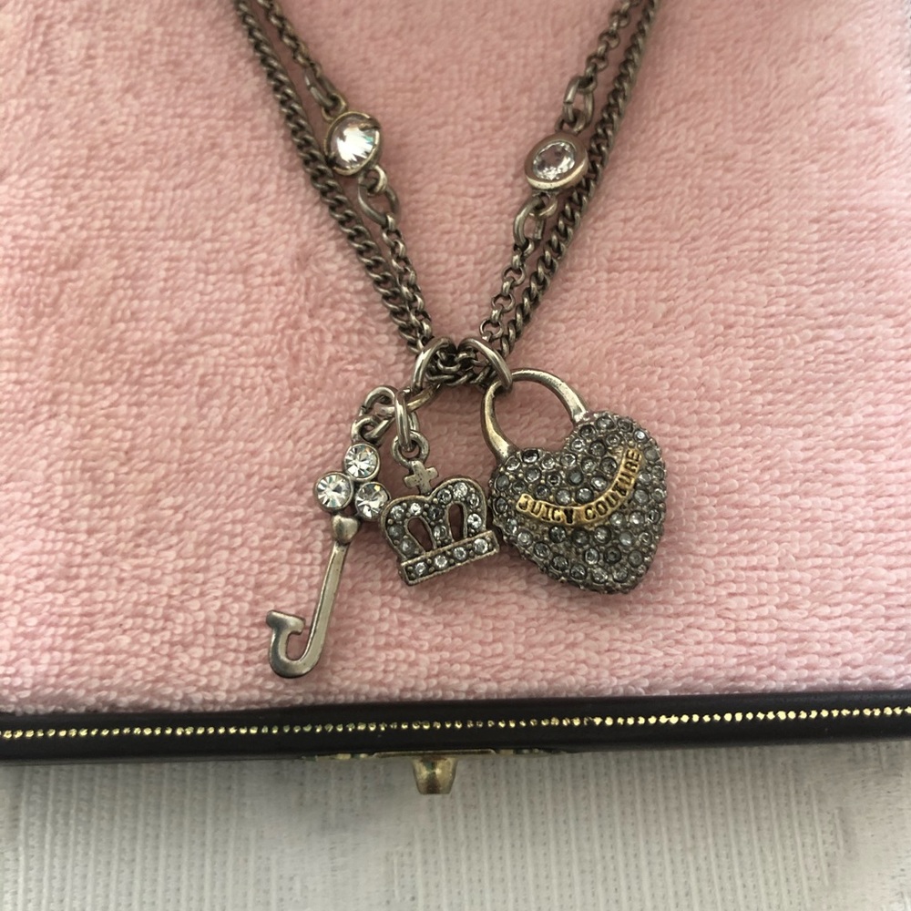 *NWT Juicy Couture Key to My Heart Charm Necklace